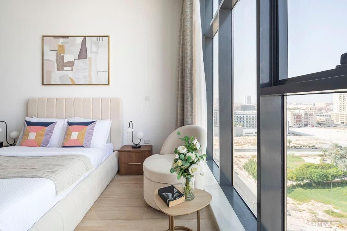 Frank Porter - Regina Tower Dubai Exterior foto